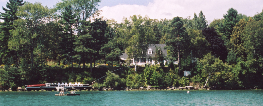 Glen Warren - Shanty Bay - Lake Simcoe - Ontario - Canada